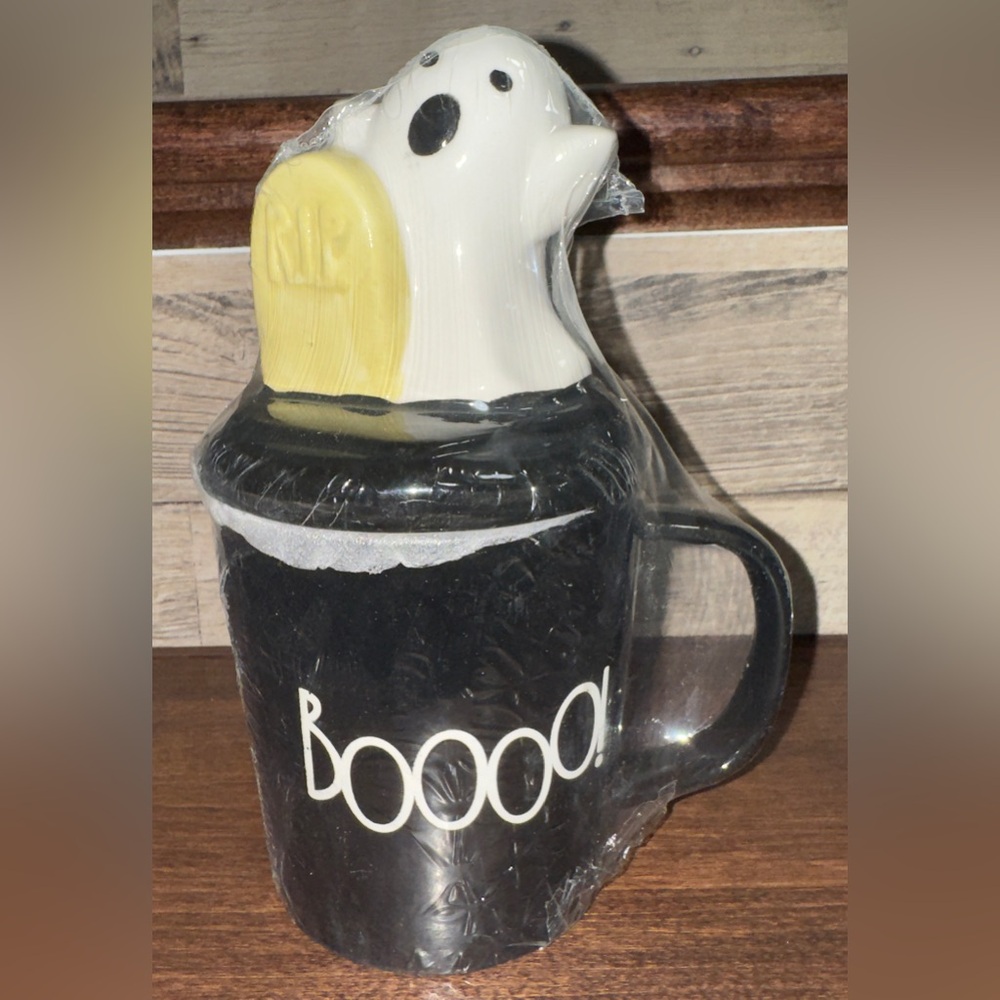 Cute 🥰 HALLOWEEN “BOOOOO” Mug With GHOST GRAVEYARD MUG TOPPER - New